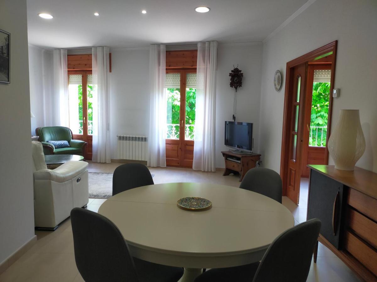 Can Planas Soleado, Amplio Con Vistas Y Parking Sant Joan de les Abadesses Exterior photo
